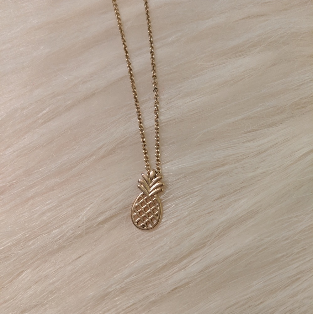 Pineapple necklace